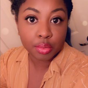 Meet your Posher, Deidre